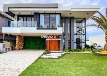 Sobrado com 495m², 5 dormitórios, 5 suítes, 4 vagas, Sense em Xangri-lá