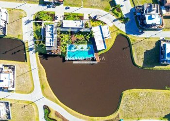 Sobrado com 267m², 4 dormitórios, 4 suítes, 2 vagas, Sunset em Xangri-lá