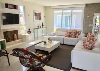 Sobrado com 430m², 5 dormitórios, 3 suítes, 2 vagas, Malibu em Xangri-lá