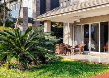 Sobrado com 229m², 4 dormitórios, 2 suítes, 2 vagas, Porto Coronado em Xangri-lá
