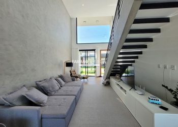 Sobrado com 175m², 3 dormitórios, 3 suítes, 4 vagas, Blue em Xangri-lá