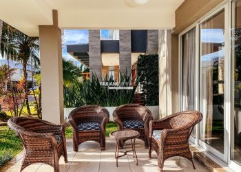 Sobrado com 229m², 4 dormitórios, 2 suítes, 2 vagas, Porto Coronado em Xangri-lá