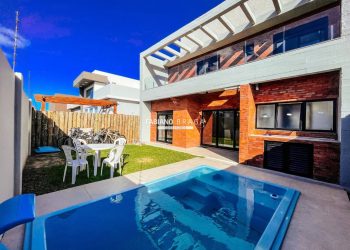 Sobrado com 227m², 4 dormitórios, 4 suítes, 2 vagas, Blue em Xangri-lá