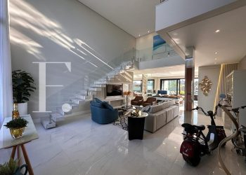 Sobrado com 325m², 5 dormitórios, 5 suítes, 2 vagas, Capão Ilhas Resort em Capão da Canoa