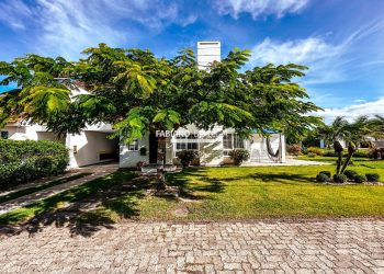 Sobrado com 178m², 4 dormitórios, 4 suítes, 2 vagas, Green Village Golf Club em Xangri-lá