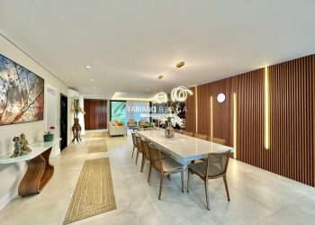 Sobrado com 468m², 5 dormitórios, 5 suítes, 2 vagas, Playa Vista em Xangri-lá