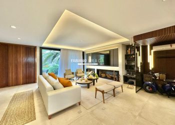 Sobrado com 468m², 5 dormitórios, 5 suítes, 2 vagas, Playa Vista em Xangri-lá