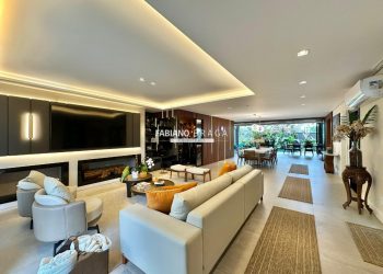 Sobrado com 468m², 5 dormitórios, 5 suítes, 2 vagas, Playa Vista em Xangri-lá
