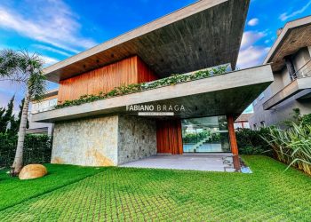 Casa Condominio com 350m², 5 dormitórios, 5 suítes, 3 vagas, La Plage em Xangri-lá