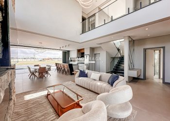 Sobrado com 320m², 5 dormitórios, 5 suítes, 2 vagas, Amare Home Resort em Xangri-lá