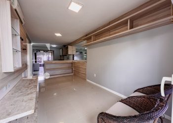 Casa Condominio com 70m², 3 dormitórios, 1 suíte, 2 vagas, Casa Hermosa em Xangri-lá