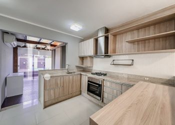 Casa Condominio com 70m², 3 dormitórios, 1 suíte, 2 vagas, Casa Hermosa em Xangri-lá