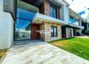Sobrado com 189m², 4 dormitórios, 4 suítes, 2 vagas, Sunset em Xangri-lá