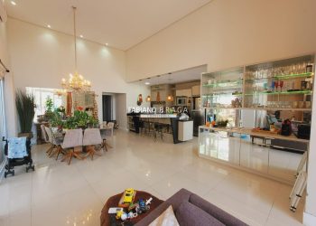 Casa Condominio com 218m², 4 dormitórios, 4 suítes, 2 vagas, Dubai Resort em Capão da Canoa