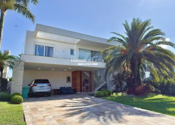 Sobrado com 373m², 5 dormitórios, 5 suítes, 2 vagas, Enseada Lagos em Xangri-lá