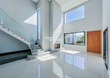 Sobrado com 217m², 4 dormitórios, 4 suítes, 2 vagas, Dubai Resort em Capão da Canoa