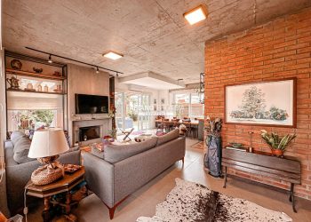 Sobrado com 155m², 3 dormitórios, 1 suíte, 2 vagas, Green Village Golf Club em Xangri-lá