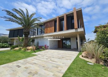 Sobrado com 484m², 6 dormitórios, 6 suítes, Enseada Lagos em Xangri-lá
