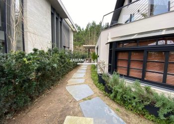 Casa Condominio com 276m², 4 dormitórios, 1 suíte, 2 vagas, Atlântida Lagos Park em Xangri-lá