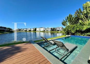 Casa Condominio com 455m², 5 dormitórios, 5 suítes, 2 vagas, Enseada Lagos em Xangri-lá