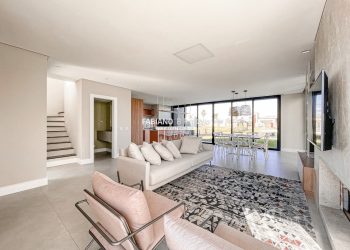 Sobrado com 183m², 4 dormitórios, 4 suítes, 2 vagas, Riviera em Xangri-lá