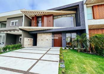 Sobrado com 227m², 4 dormitórios, 4 suítes, 2 vagas, Sunset em Xangri-lá