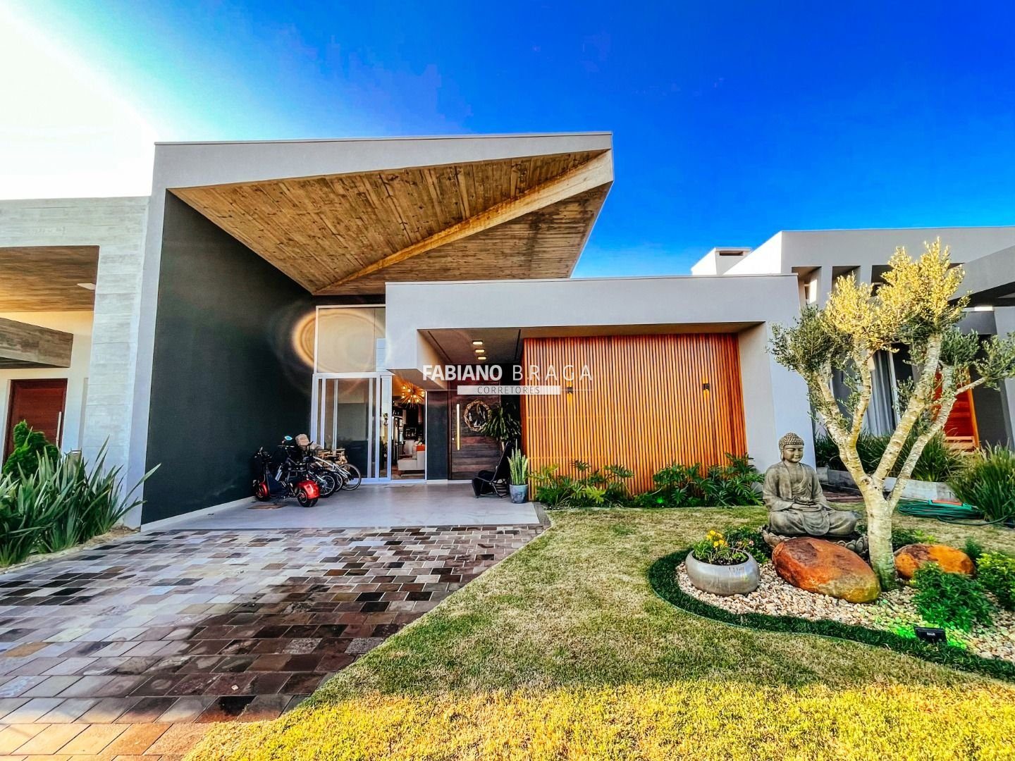 Casa Condominio com 187m², 4 dormitórios, 4 suítes, 2 vagas, Riviera em Xangri-lá