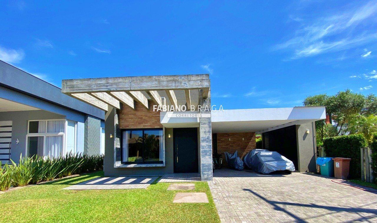 Casa Condominio com 196m², 4 dormitórios, 4 suítes, 2 vagas, Sea Coast em Xangri-lá
