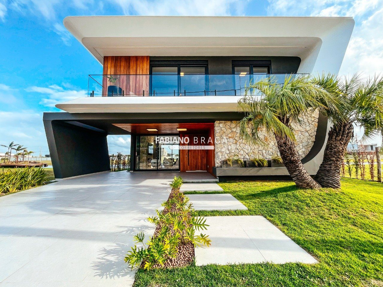 Sobrado com 320m², 5 dormitórios, 5 suítes, 2 vagas, Amare Home Resort em Xangri-lá