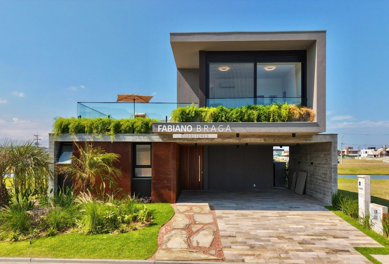Sobrado com 305m², 4 dormitórios, 4 suítes, 2 vagas, Amare Home Resort em Xangri-lá