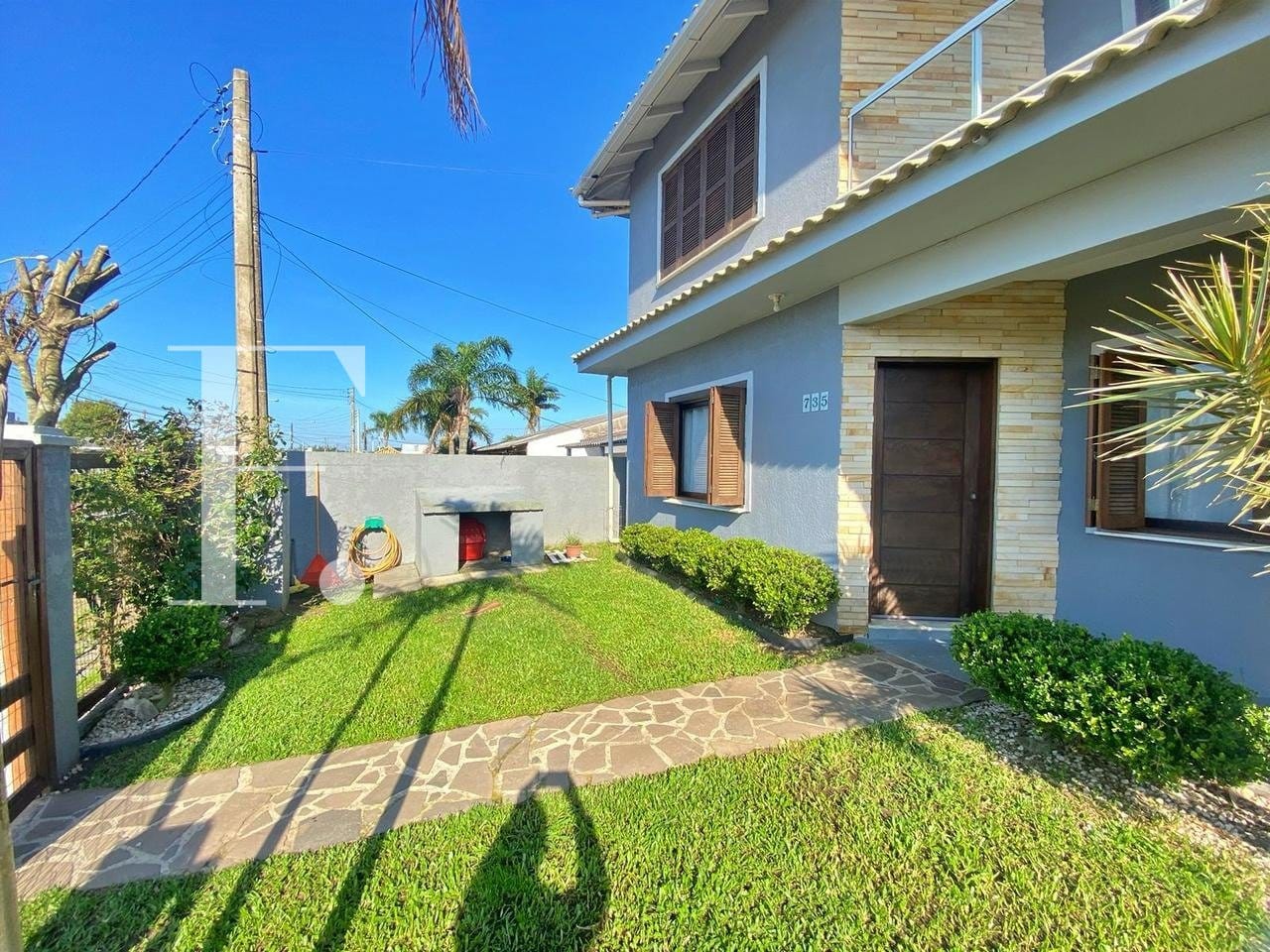 Casa com 299m², 4 dormitórios, 1 suíte, 2 vagas, no bairro Centro em Xangri-Lá