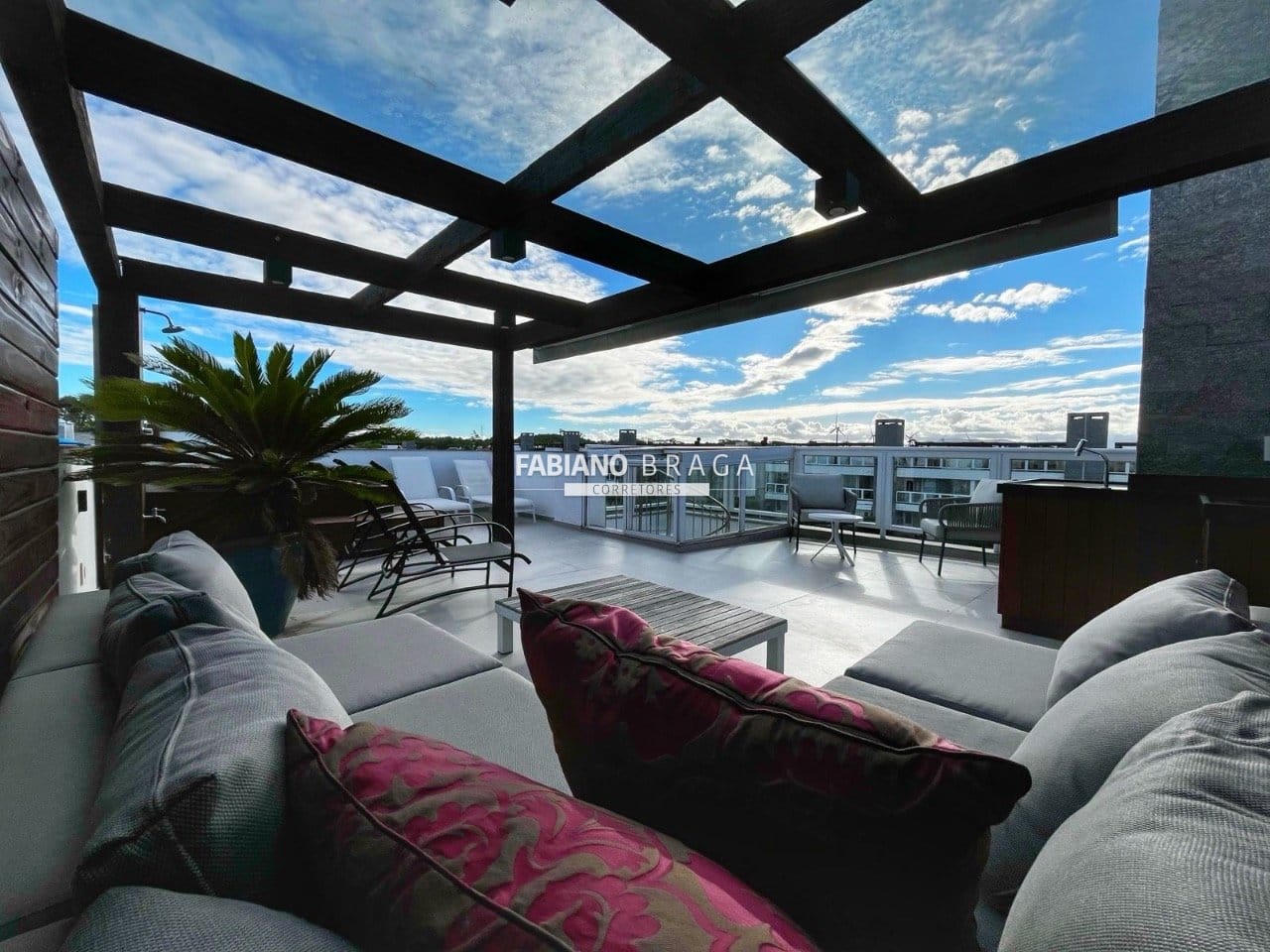 Apartamento com 188m², 4 dormitórios, 2 suítes, Rossi Atlântida em Xangri-Lá