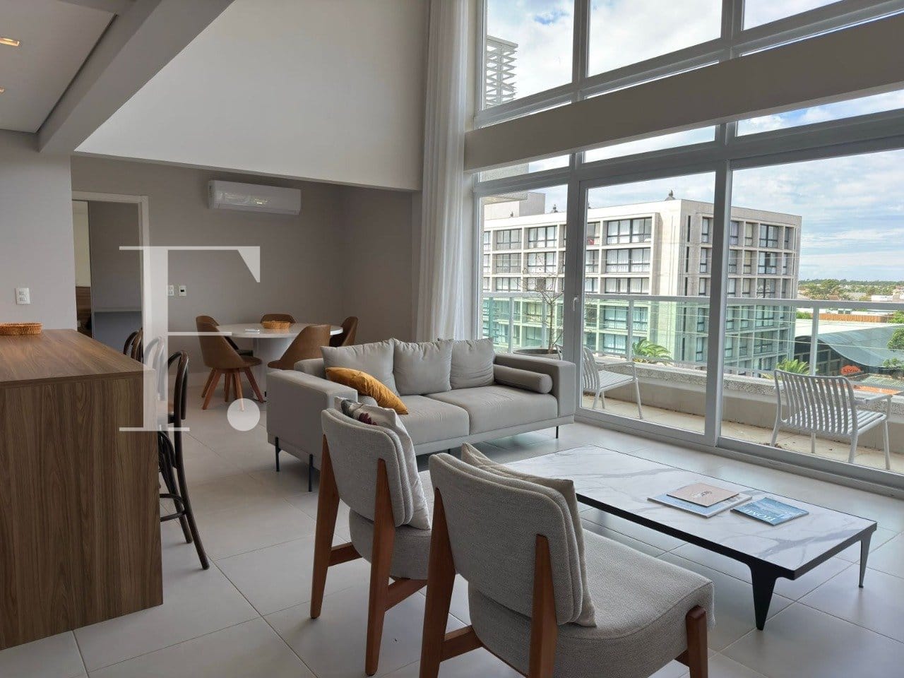 Apartamento com 166m², 3 dormitórios, 2 suítes, 2 vagas, Green Square em Xangri-Lá