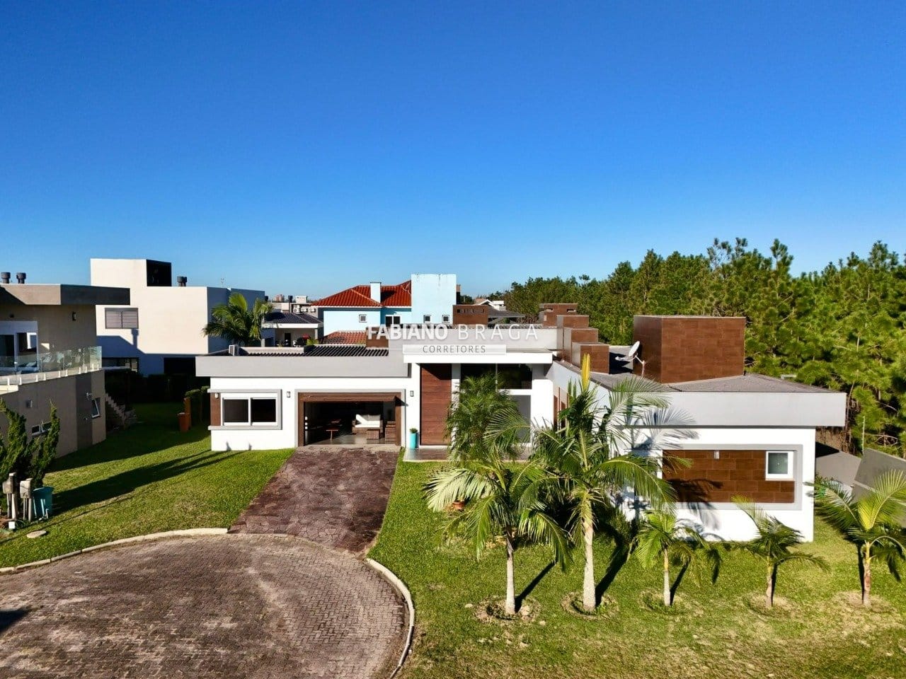 Casa Condomínio com 240m², 4 dormitórios, 1 suíte, 2 vagas, Lagoa do Passo em Osório