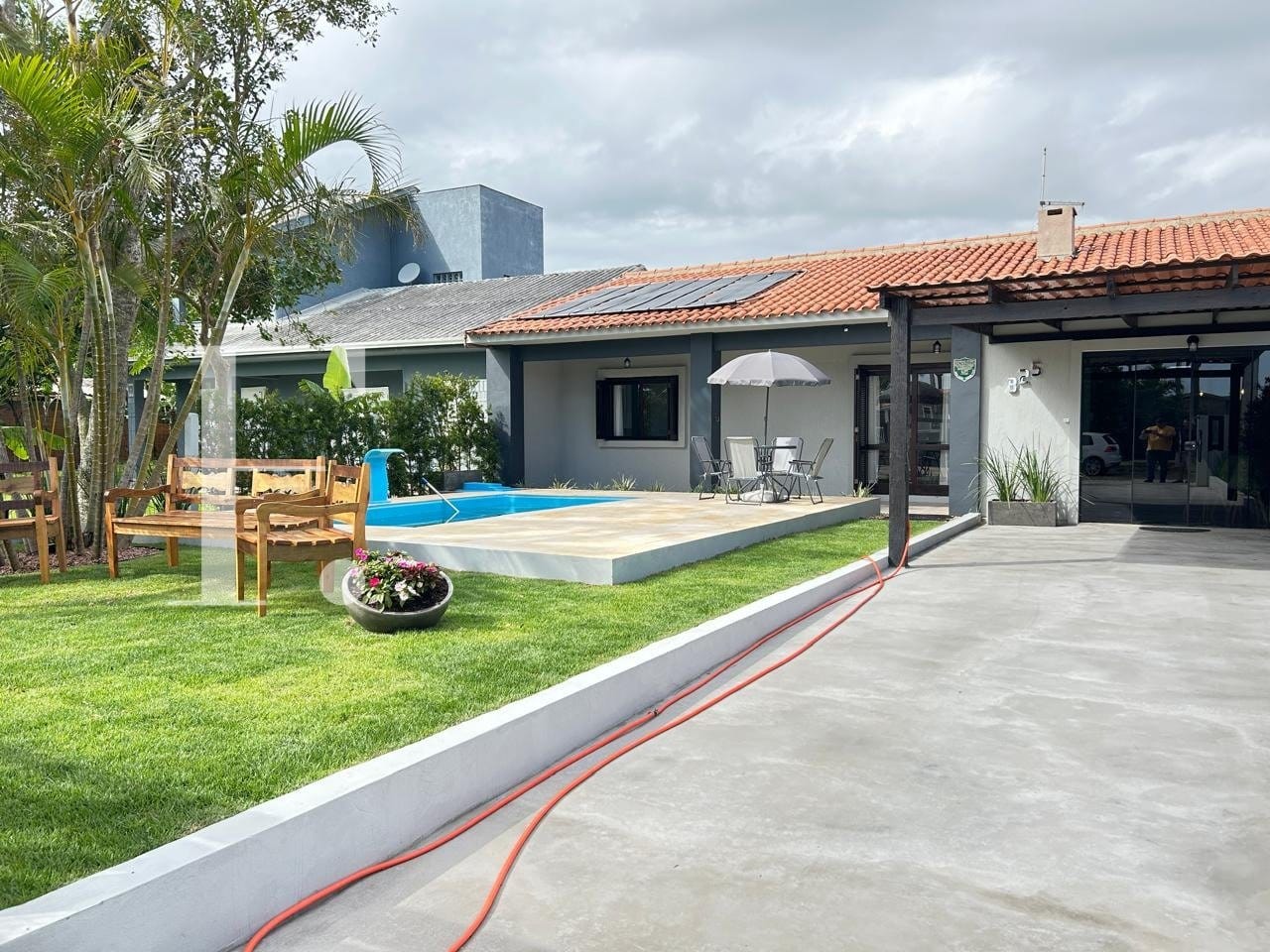 Casa com 110m², 3 dormitórios, 1 vaga, no bairro Rainha do Mar em Xangri-Lá