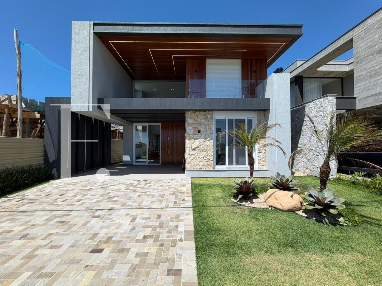Sobrado com 244m², 4 dormitórios, 4 suítes, 2 vagas, Amare Home Resort em Xangri-Lá
