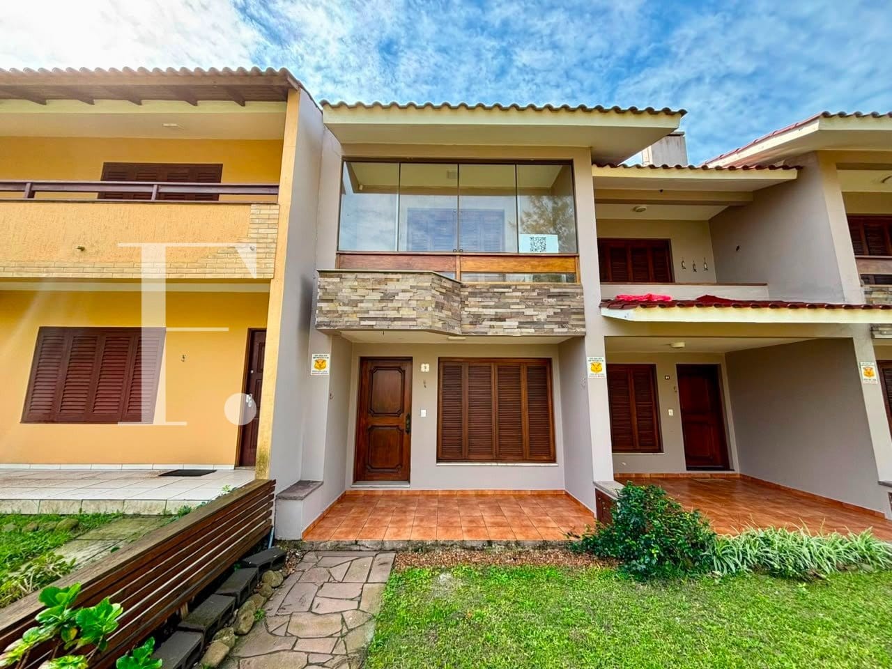 Duplex com 103m², 2 dormitórios, 1 suíte, 1 vaga, no bairro Centro em Xangri-Lá