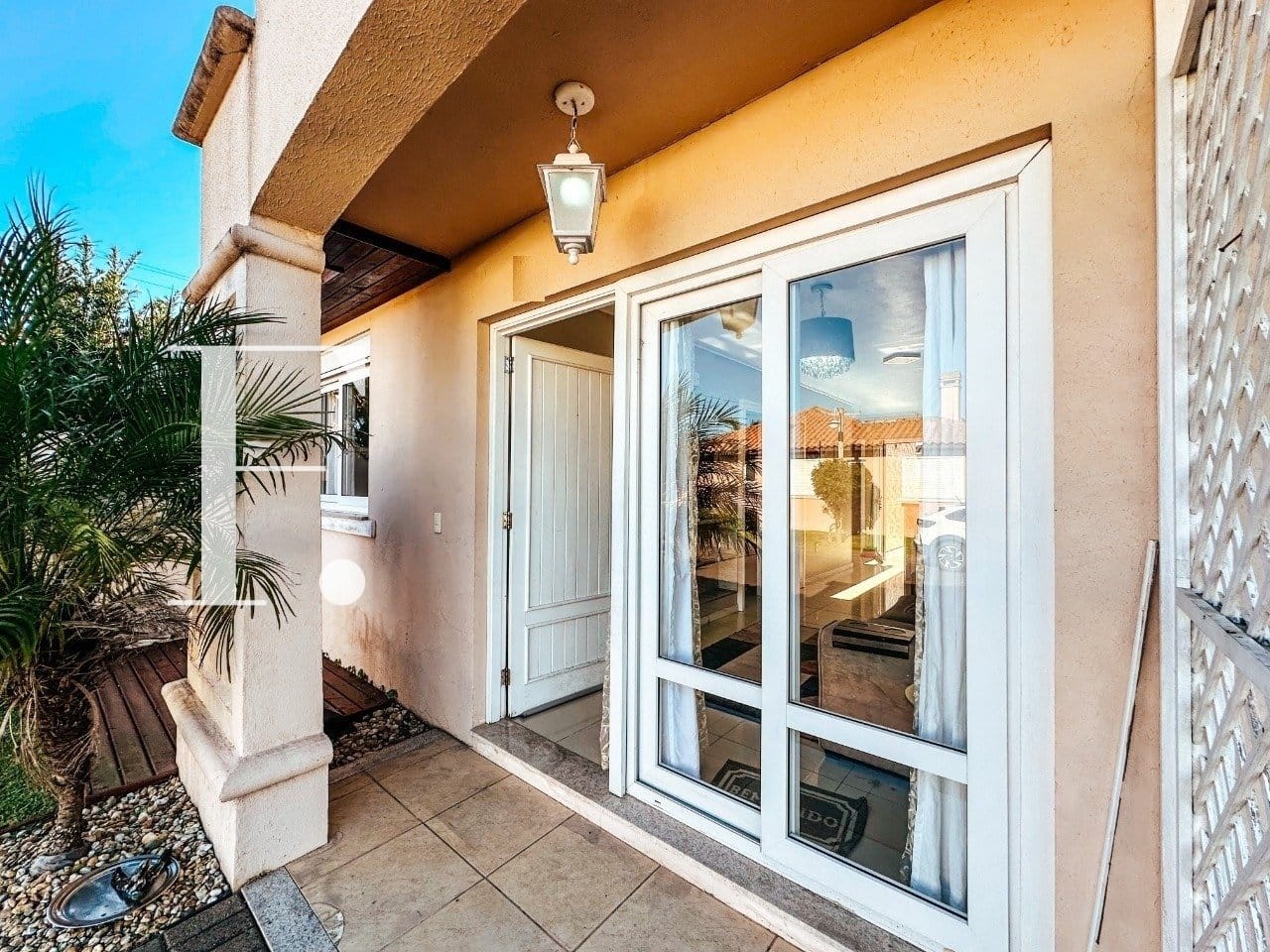 Casa Condomínio com 70m², 3 dormitórios, 1 suíte, 1 vaga, Casa Hermosa em Xangri-Lá
