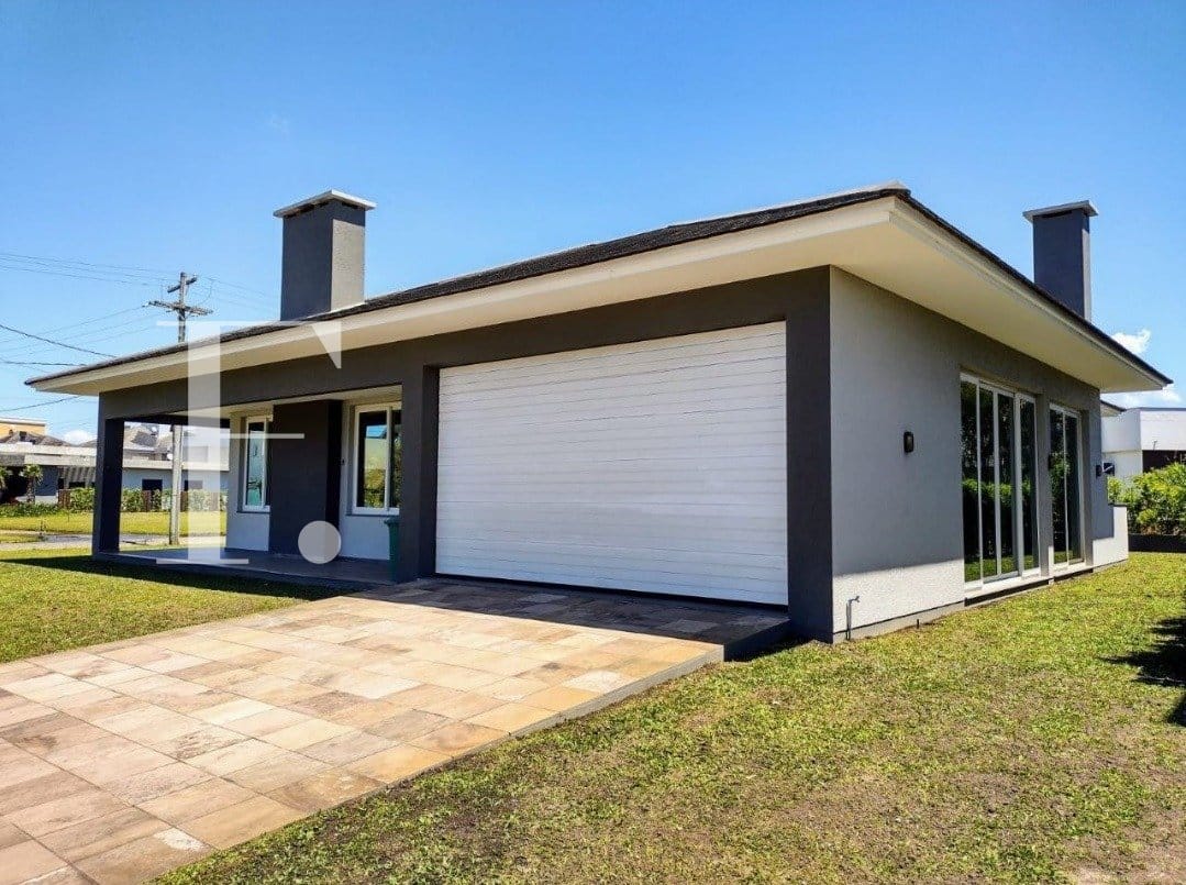 Casa Condomínio com 290m², 4 dormitórios, 1 suíte, 2 vagas, Lagoa do Passo em Osório