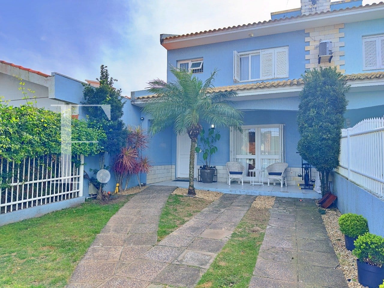 Duplex com 141m², 3 dormitórios, 1 suíte, 2 vagas, no bairro Centro em Xangri-Lá