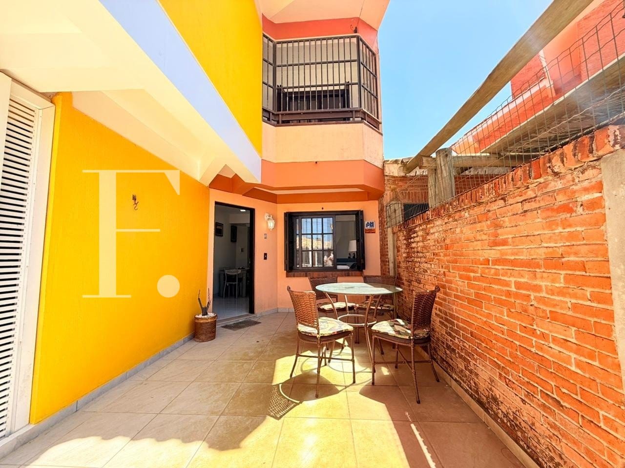 Duplex com 94m², 3 dormitórios, 1 suíte, 1 vaga, no bairro Noiva do Mar em Xangri-Lá