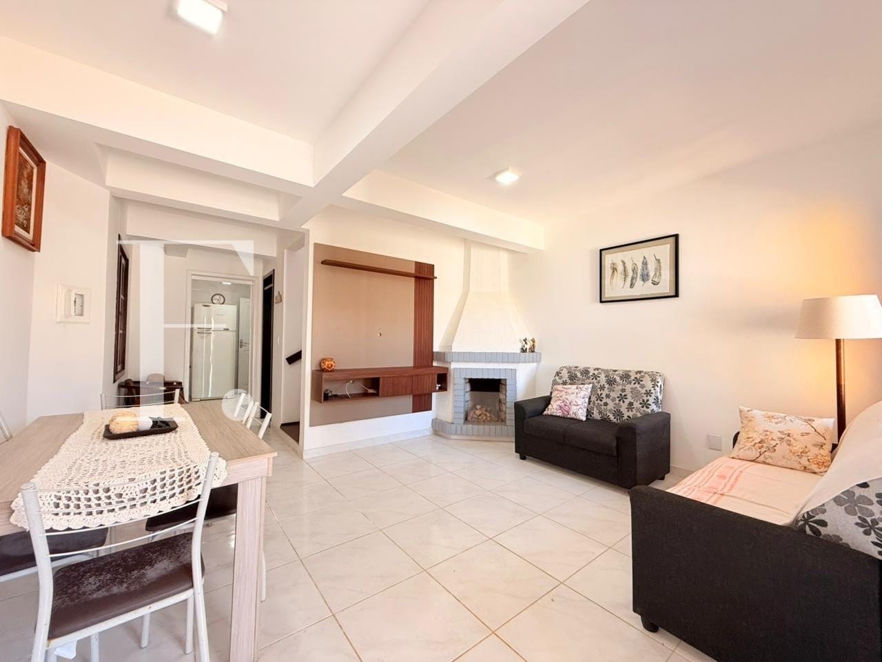 Duplex com 137m², 3 dormitórios, 1 suíte, 1 vaga, no bairro Noiva do Mar em Xangri-Lá