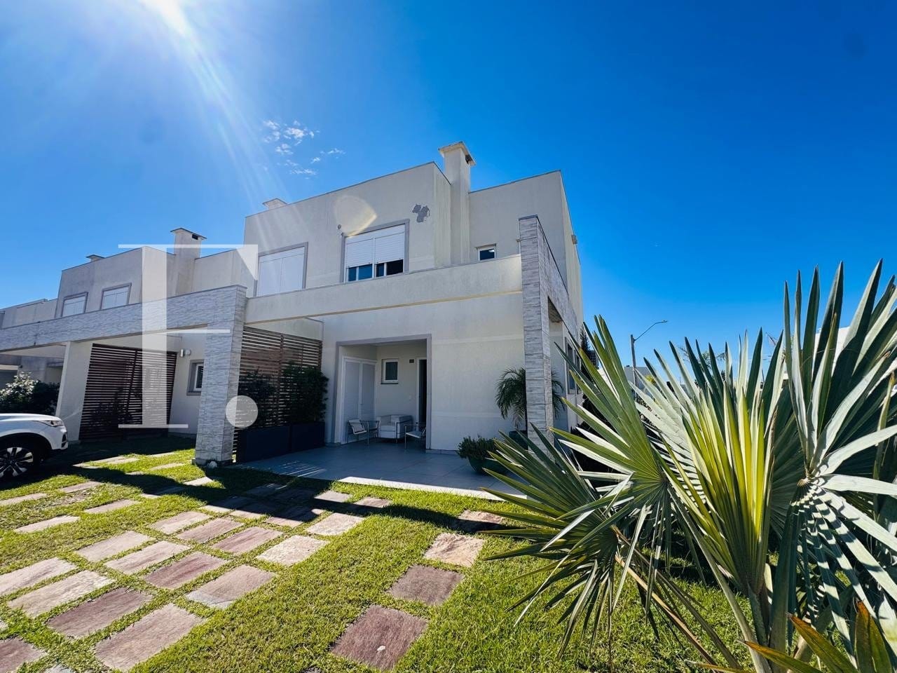 Casa Condomínio com 193m², 3 dormitórios, 1 suíte, 2 vagas, Pateo Marbella em Xangri-Lá