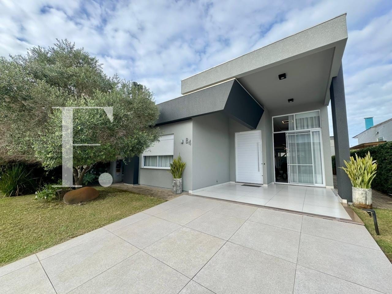 Casa Condomínio com 150m², 3 dormitórios, 3 suítes, 2 vagas, Acqualina em Xangri-Lá