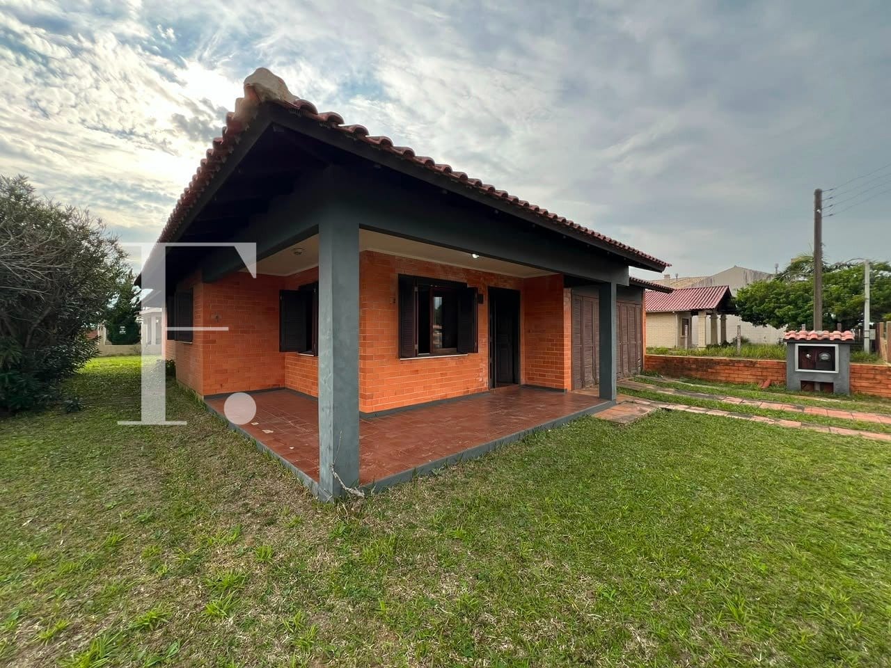 Casa com 150m², 3 dormitórios, 1 suíte, 1 vaga, no bairro Remanso em Xangri-Lá