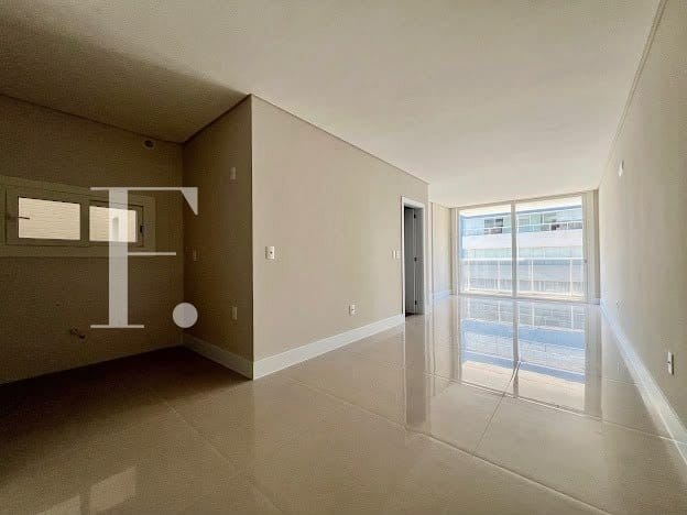 Apartamento com 173m², 3 dormitórios, 1 suíte, 2 vagas, Mirage em Capão da Canoa