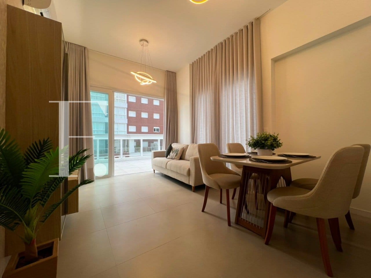 Apartamento com 133m², 3 dormitórios, 1 suíte, 1 vaga, Chateau Martina em Capão da Canoa