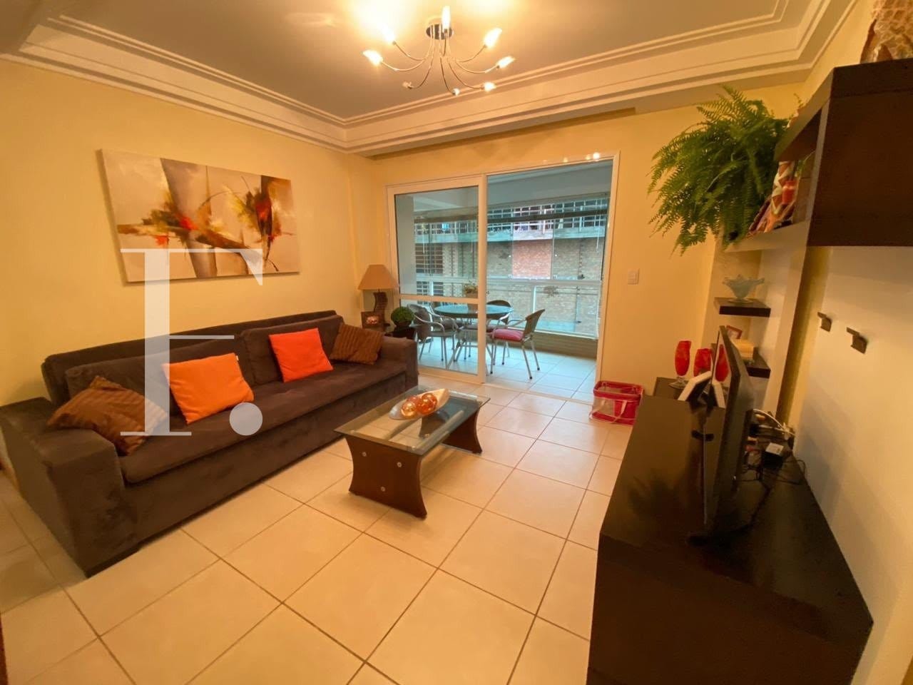 Apartamento com 118m², 2 dormitórios, 1 suíte, 1 vaga, Edifício Luxor em Capão da Canoa