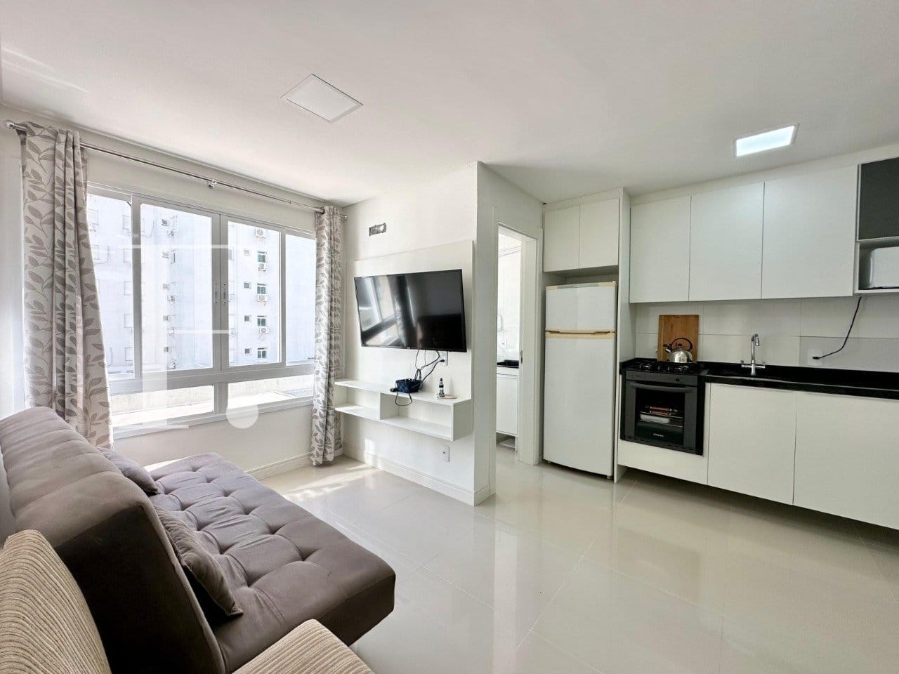 Apartamento com 66m², 2 dormitórios, 1 suíte, 1 vaga, Renaissance em Capão da Canoa