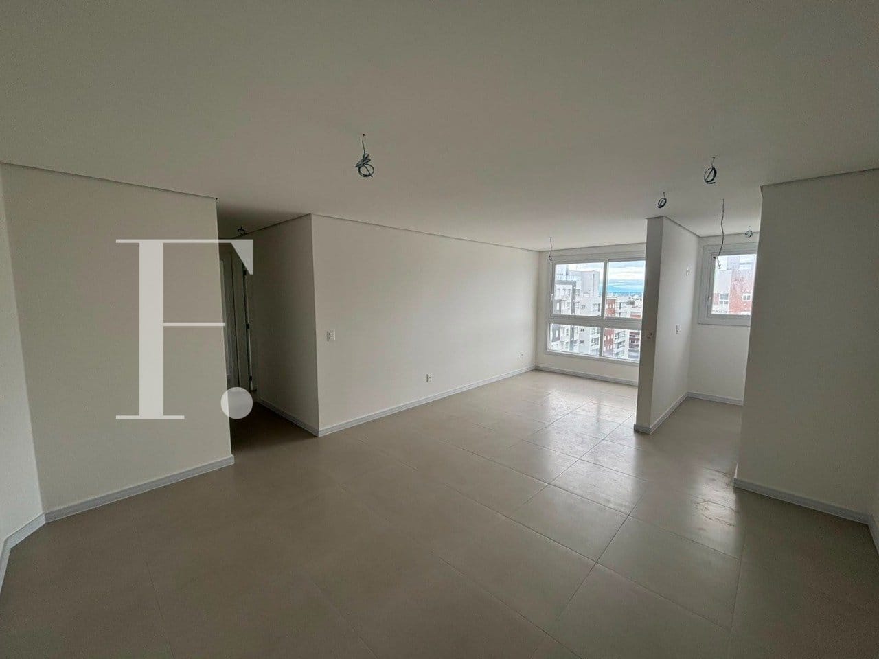 Apartamento com 68m², 2 dormitórios, 2 suítes, 1 vaga, Del Paine em Capão da Canoa